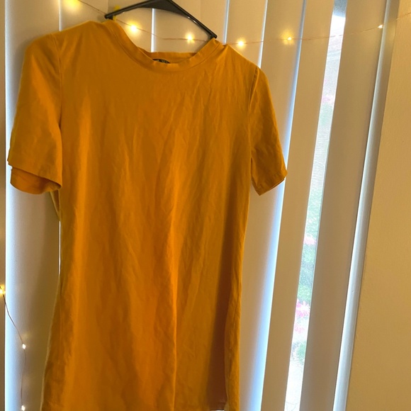 mustard yellow tshit dress - Picture 2 of 2